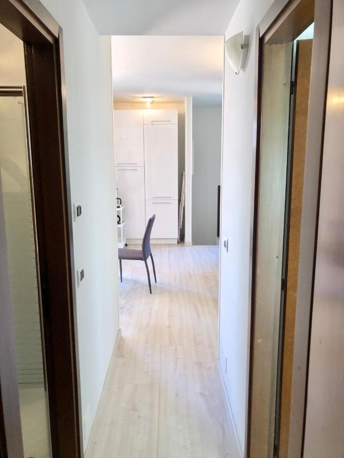 Paradise Apartment มัลเชซิเน ภายนอก รูปภาพ