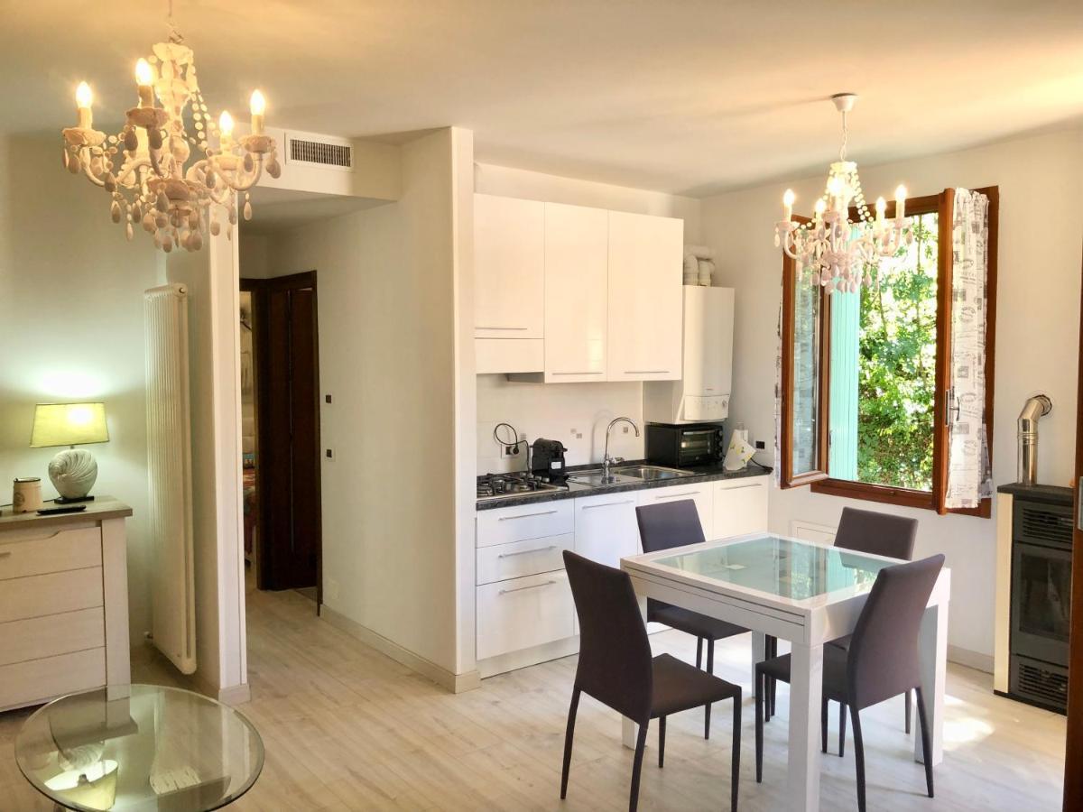 Paradise Apartment มัลเชซิเน ภายนอก รูปภาพ