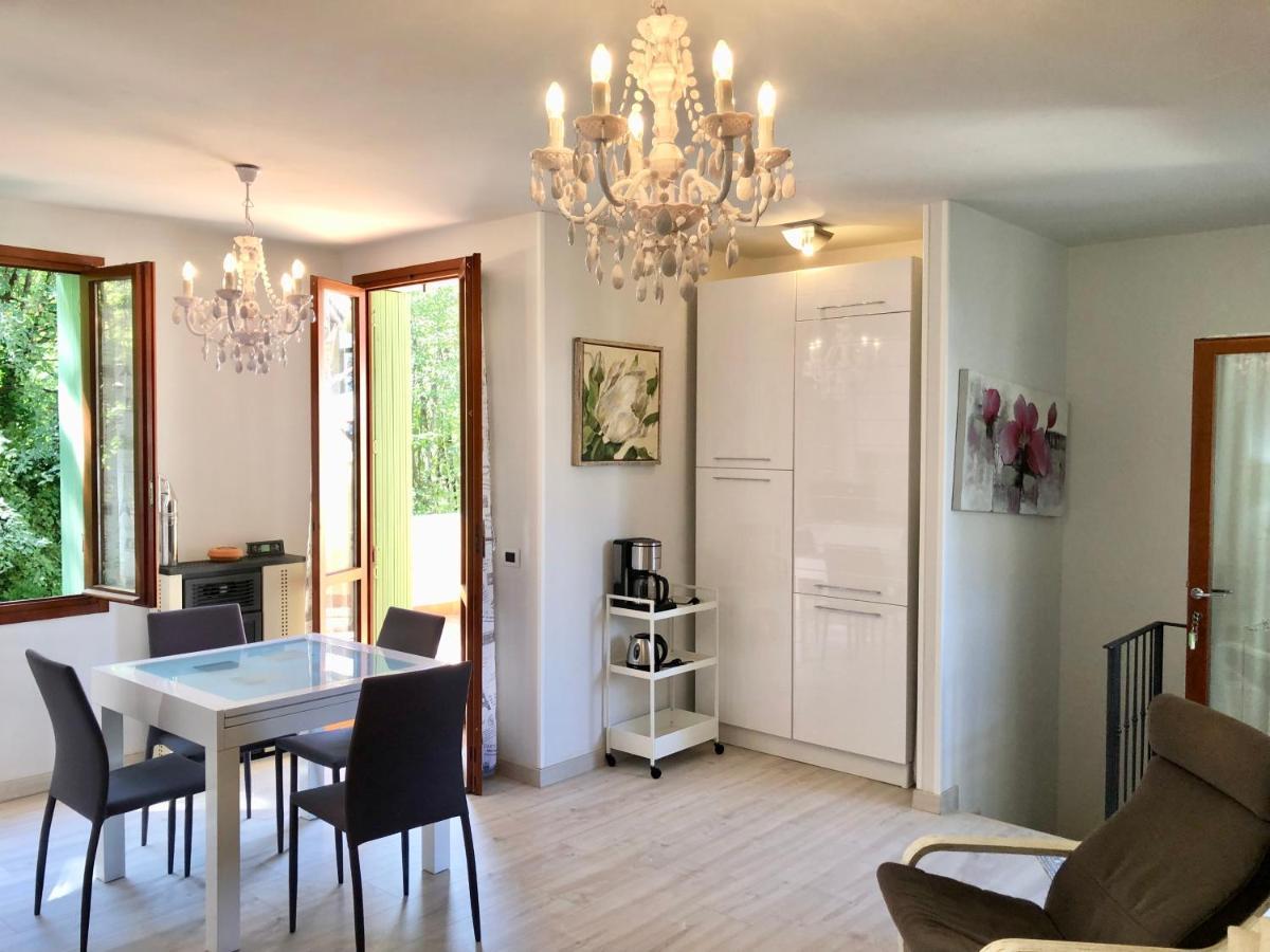 Paradise Apartment มัลเชซิเน ภายนอก รูปภาพ