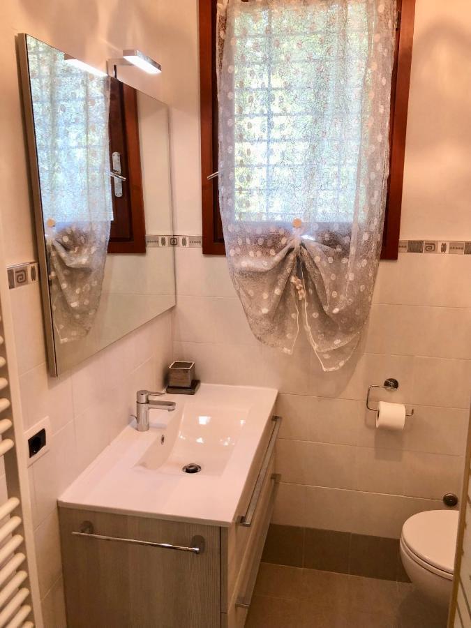 Paradise Apartment มัลเชซิเน ภายนอก รูปภาพ